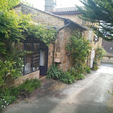 Chambre Du Sabotier - Studio Troglodytique - A 100 M Baignade En Riviere - Location De Canoe - Circuits Cyclo - Aire De Pique-Nique - 3 Restaurants Castelnaud La Chapelle Bagian luar foto